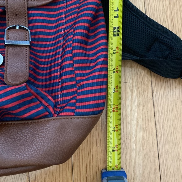 BENRUS Scout Backpack Large Red Blue Striped Leather Straps School Travel 19" - Picture 8 of 12